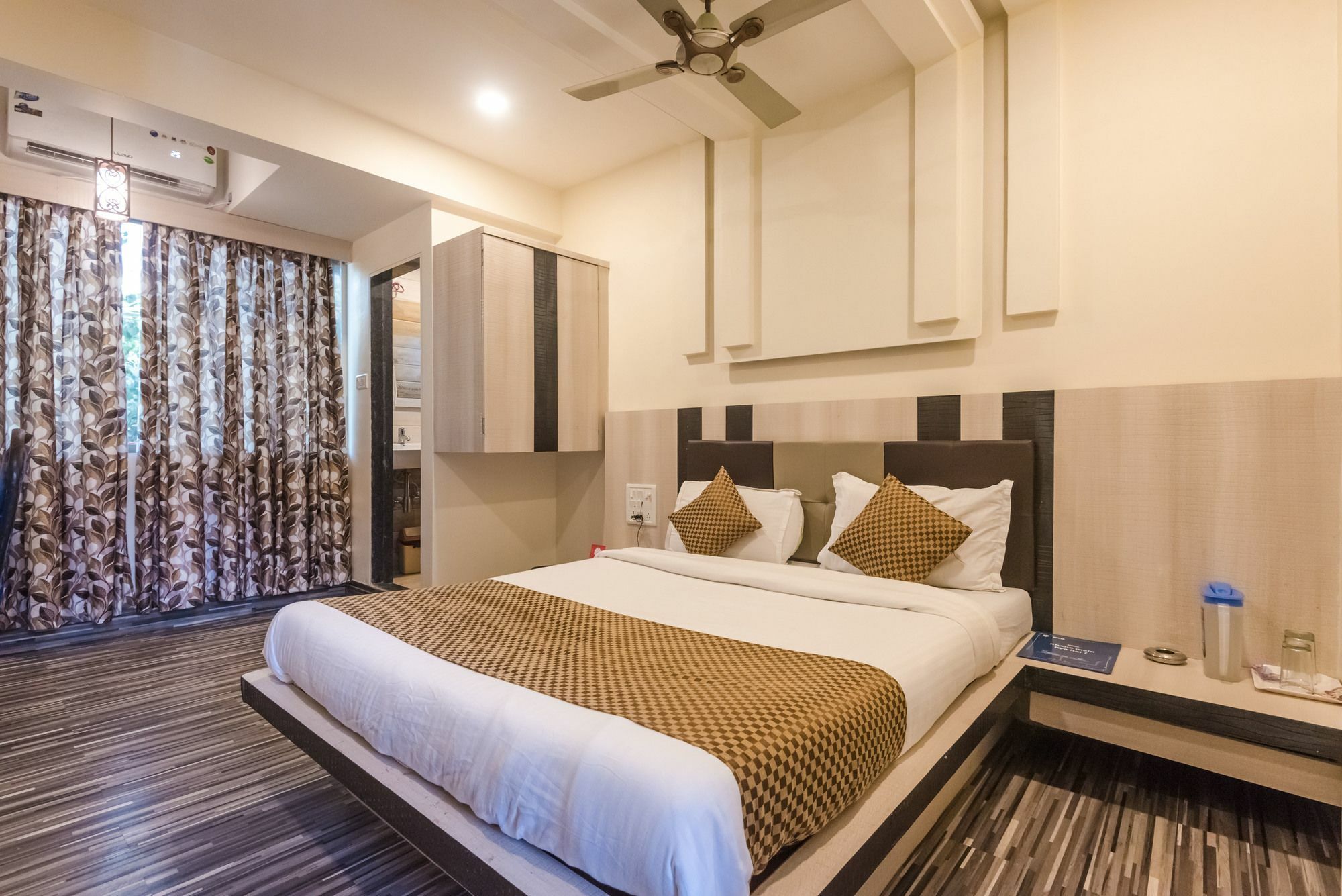 Hotel O Rana Residency Near Western Express Highway Metro Station Mumbai Exterior foto
